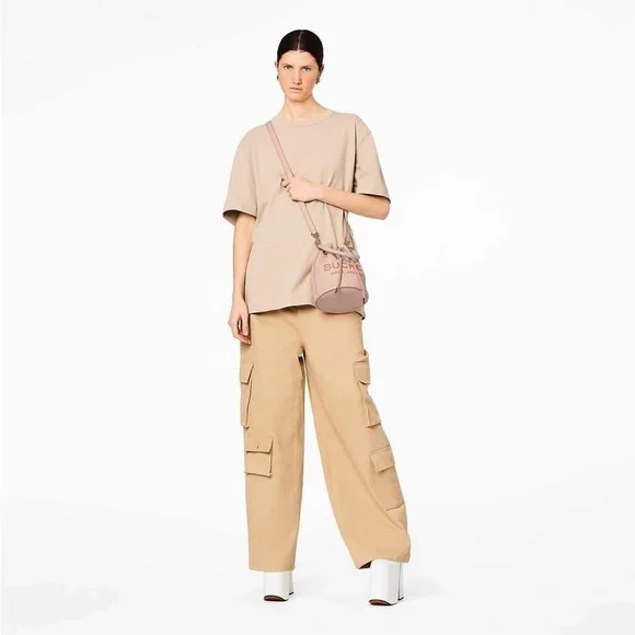 💰SOLD - H652L01PF22 - Marc Jacobs The Leather Bucket Bag - Picture 15 of 15